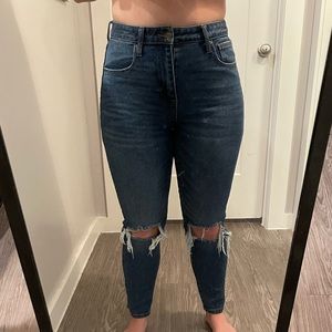 No Boundaries Distressed Denim Jeans